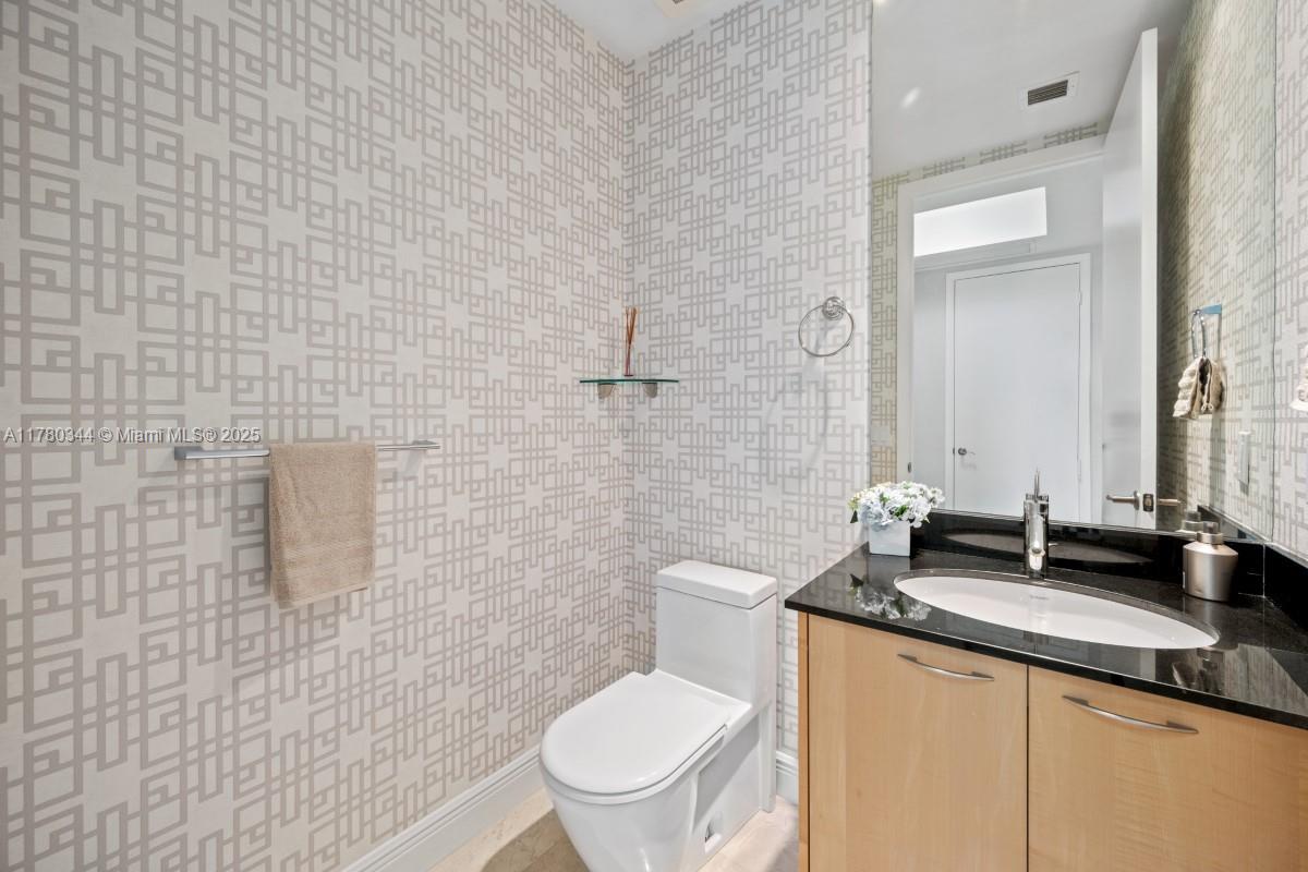 15811 Collins Ave #404, Sunny Isles Beach FL 33160