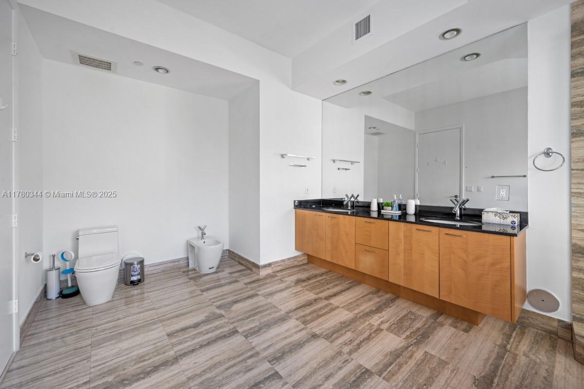 15811 Collins Ave #404, Sunny Isles Beach FL 33160
