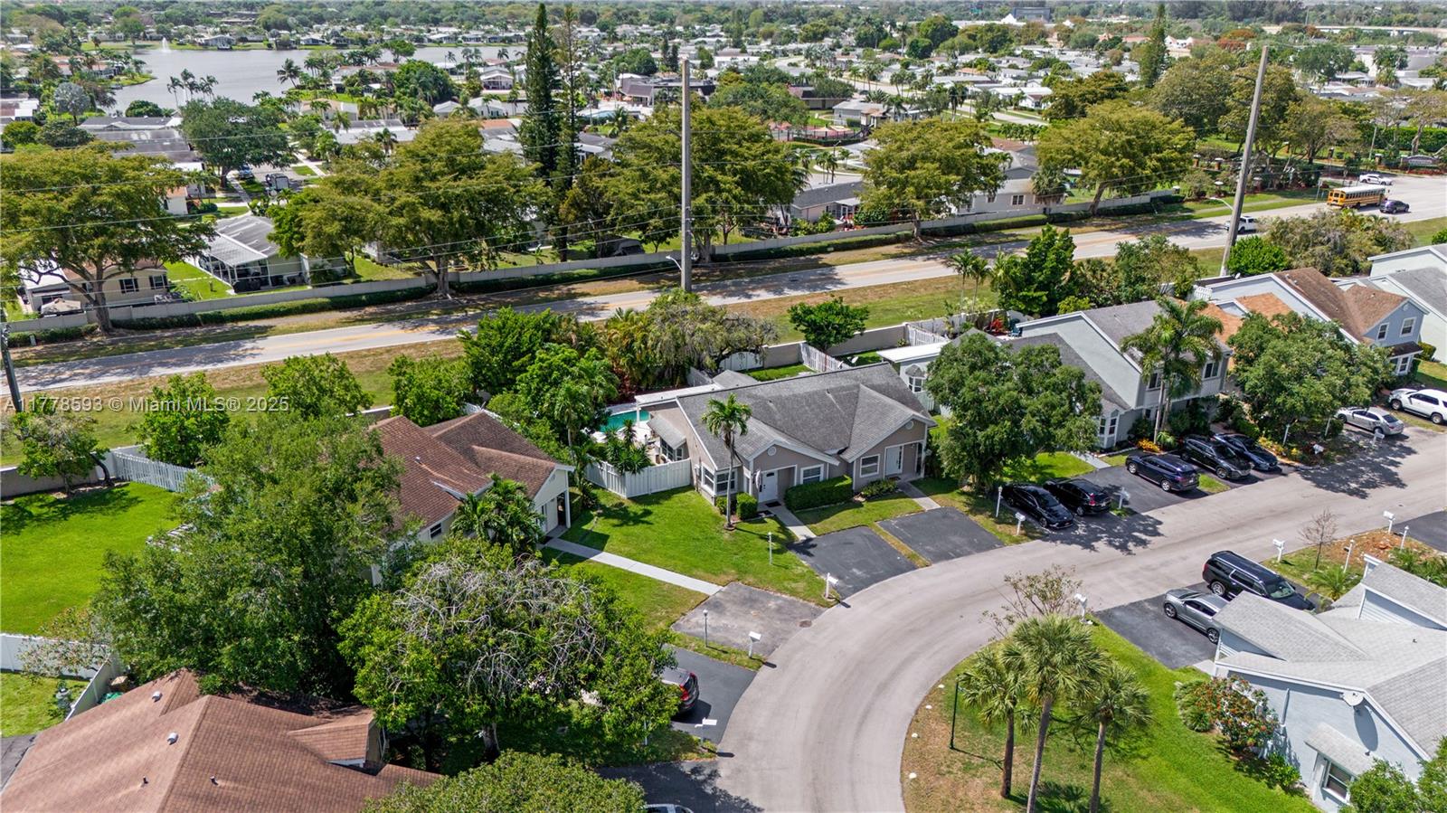 1151 SW 111th Way, Davie, Florida image 38