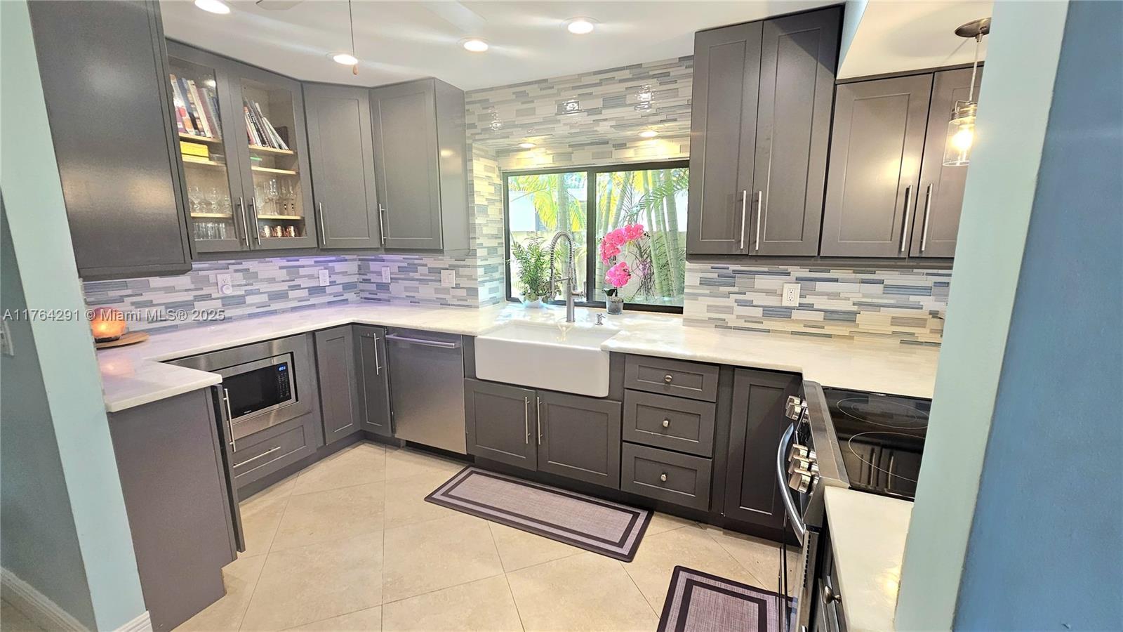 3851 NW 7th Pl, Deerfield Beach, Florida image 7