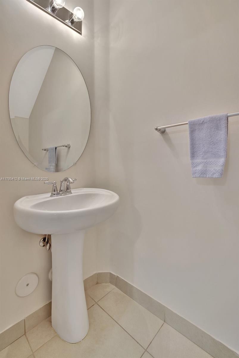 4208 N Dixie Hwy #23, Oakland Park, Florida image 20