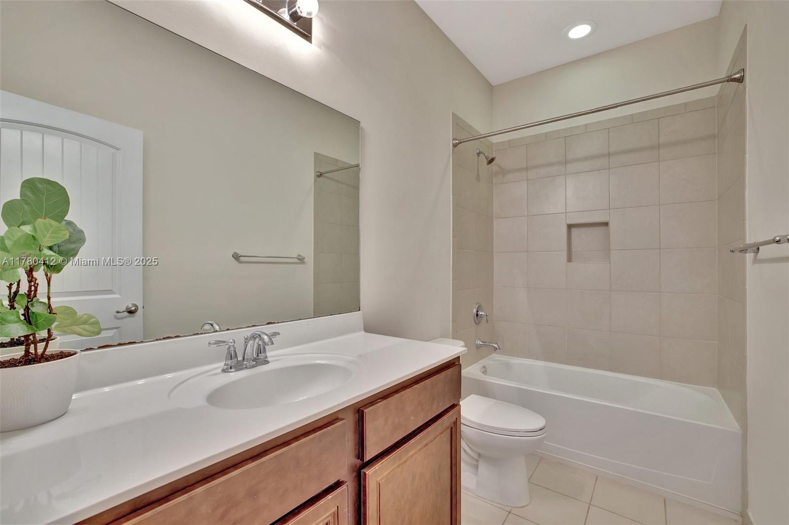 4208 N Dixie Hwy #23, Oakland Park, Florida image 40