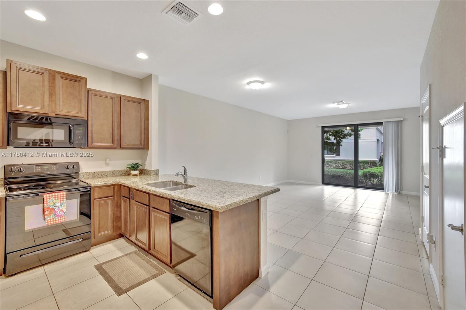 4208 N Dixie Hwy #23, Oakland Park, Florida image 8