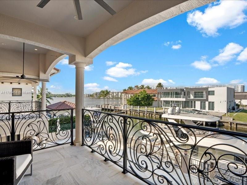 3301 NE 170th St, North Miami Beach, Florida image 40