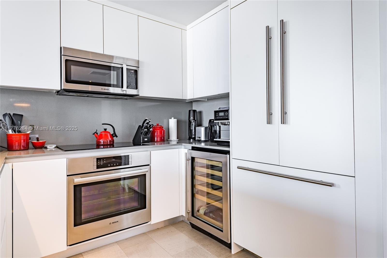 Condo for Rent in Miami, FL