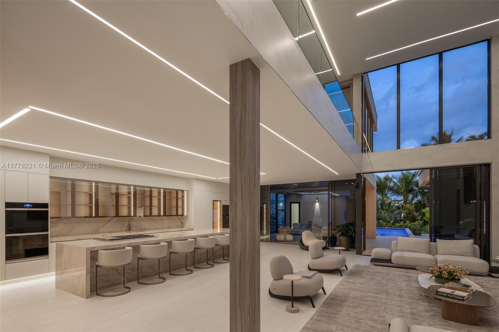 725 NE 77th Street, Miami, Florida image 9