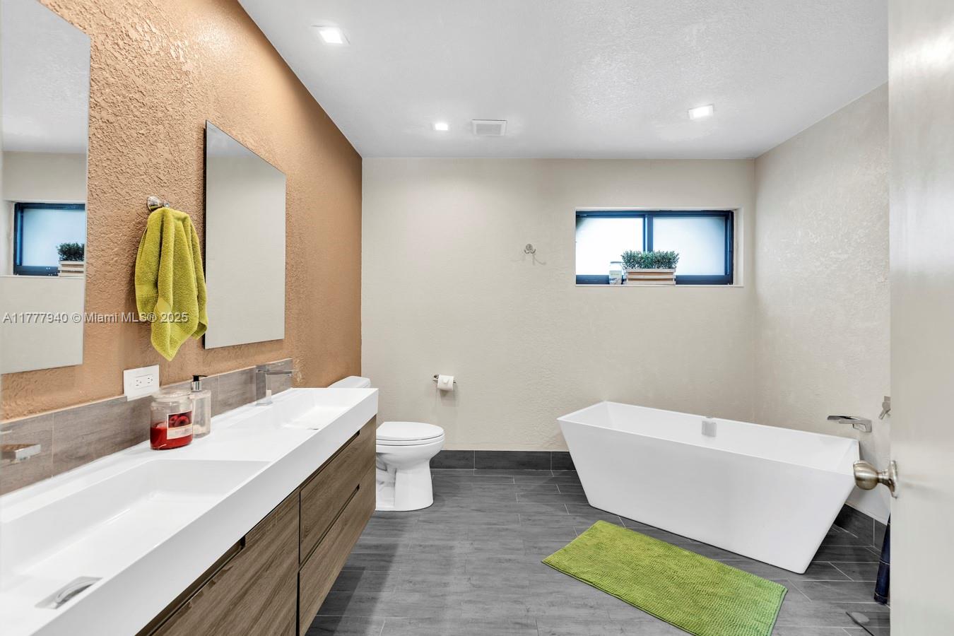 14811 Archerhall St, Davie, Florida image 28