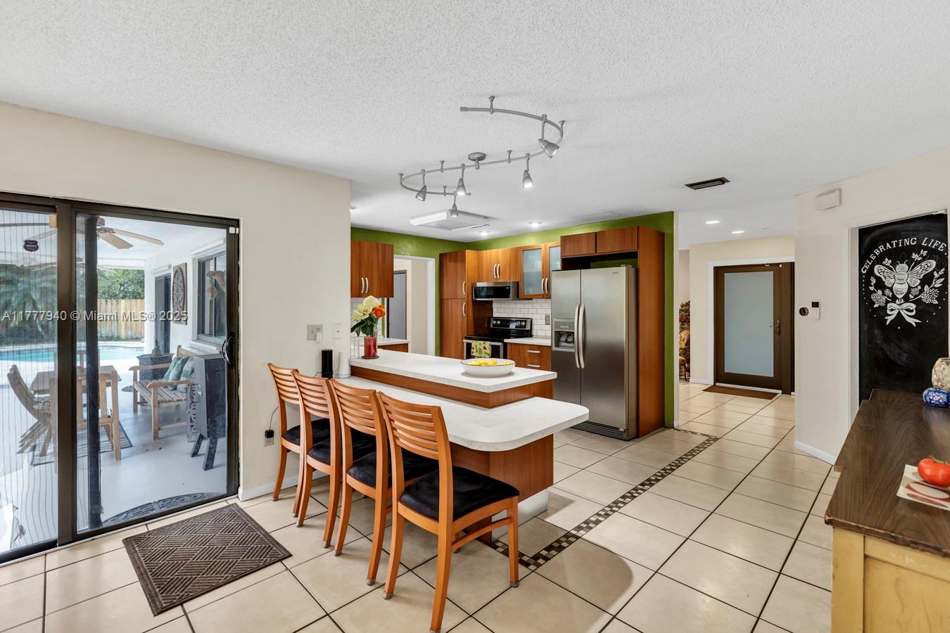 14811 Archerhall St, Davie, Florida image 36