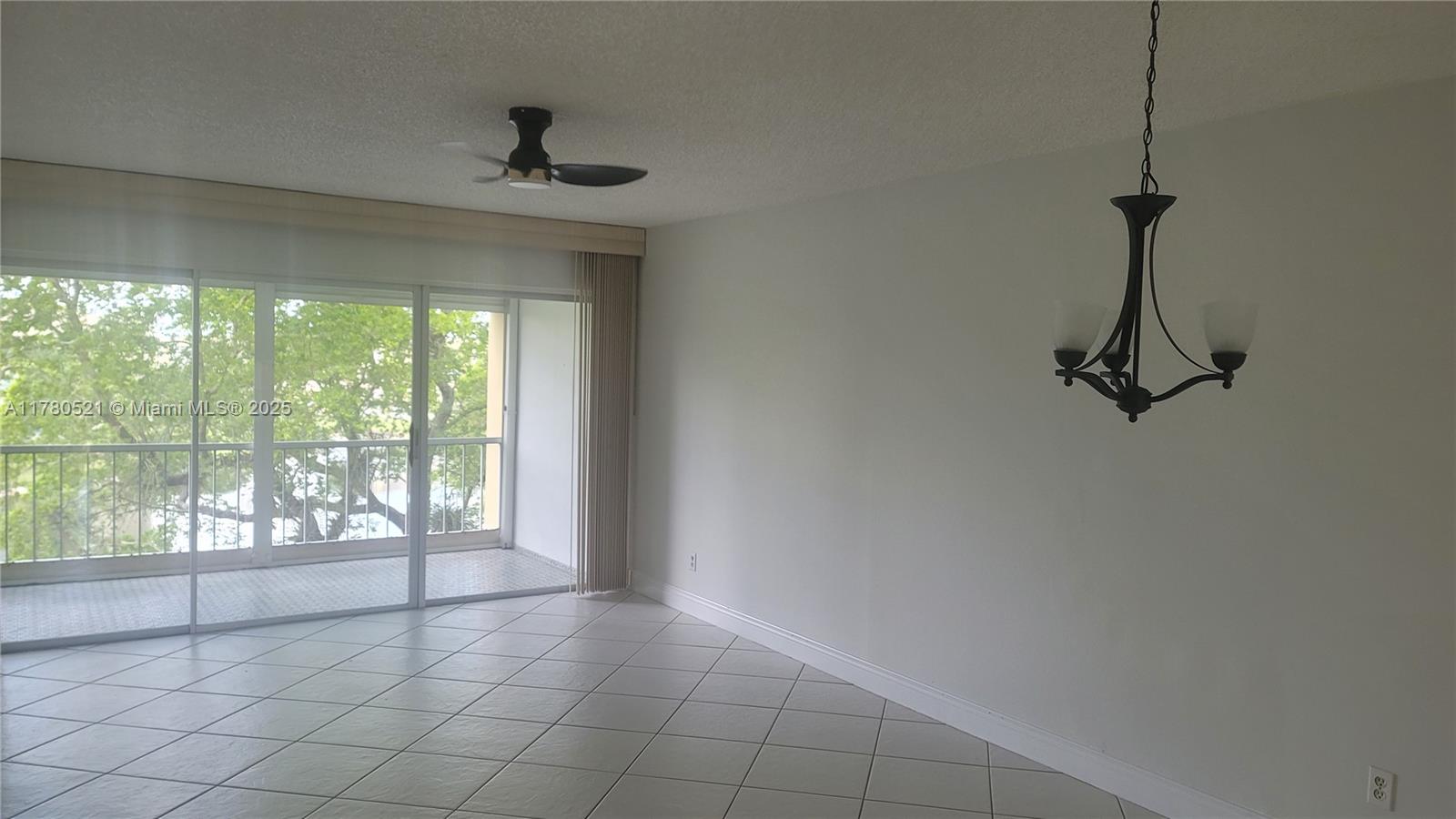 listing main picture