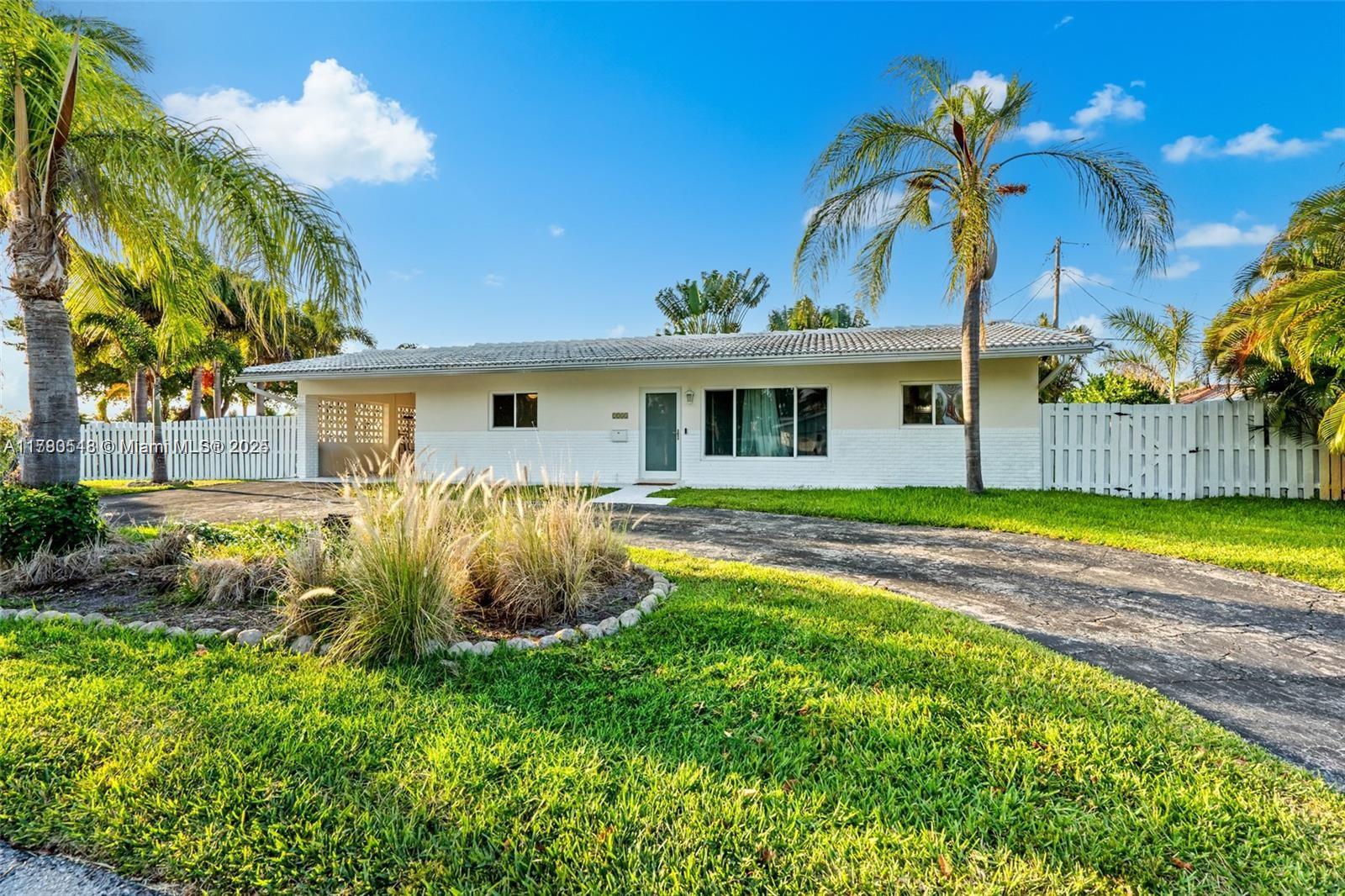 2231 NE 38th St, Lighthouse Point, Florida image 2