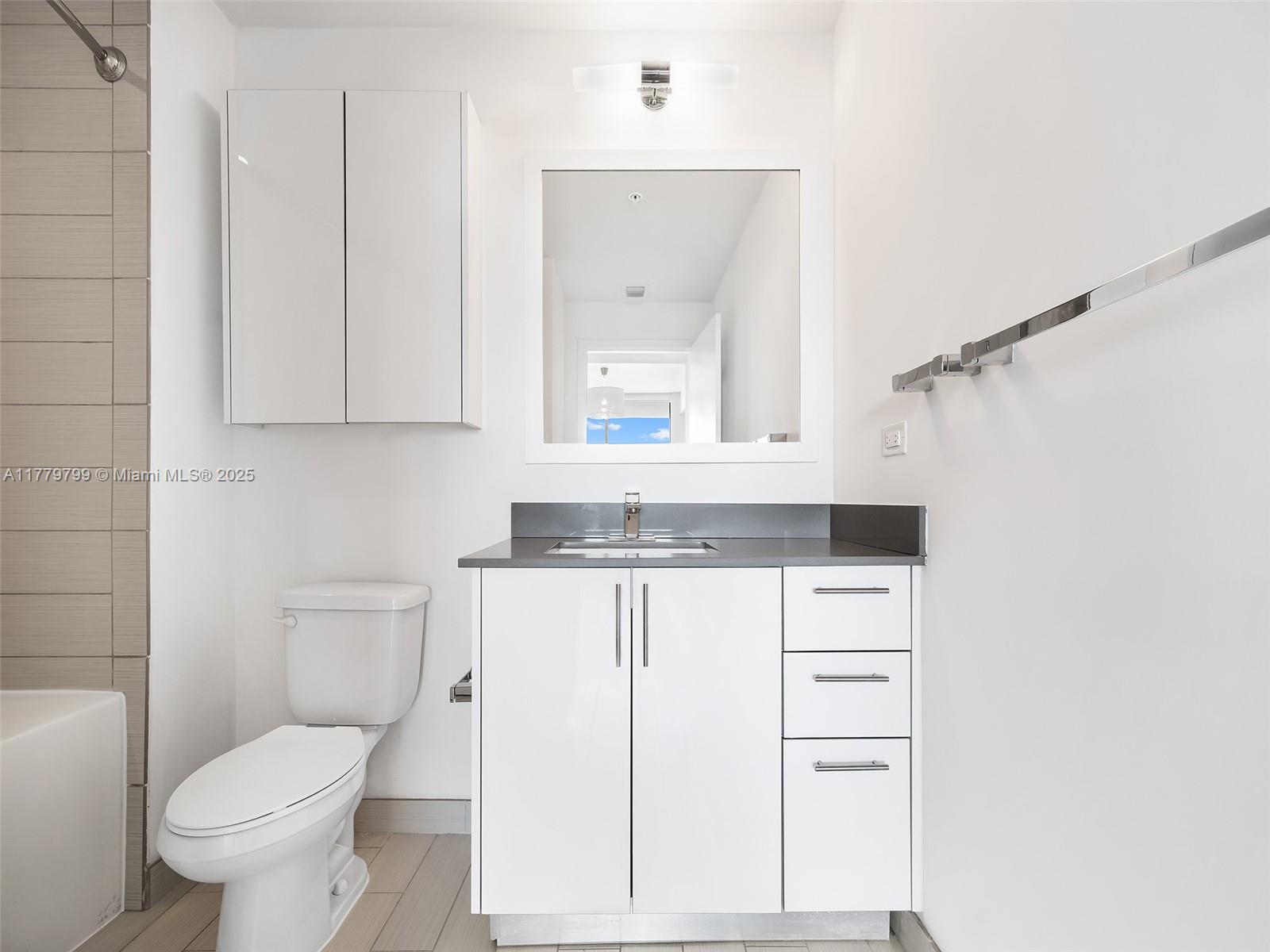 999 SW 1st Ave #2213, Miami FL 33130