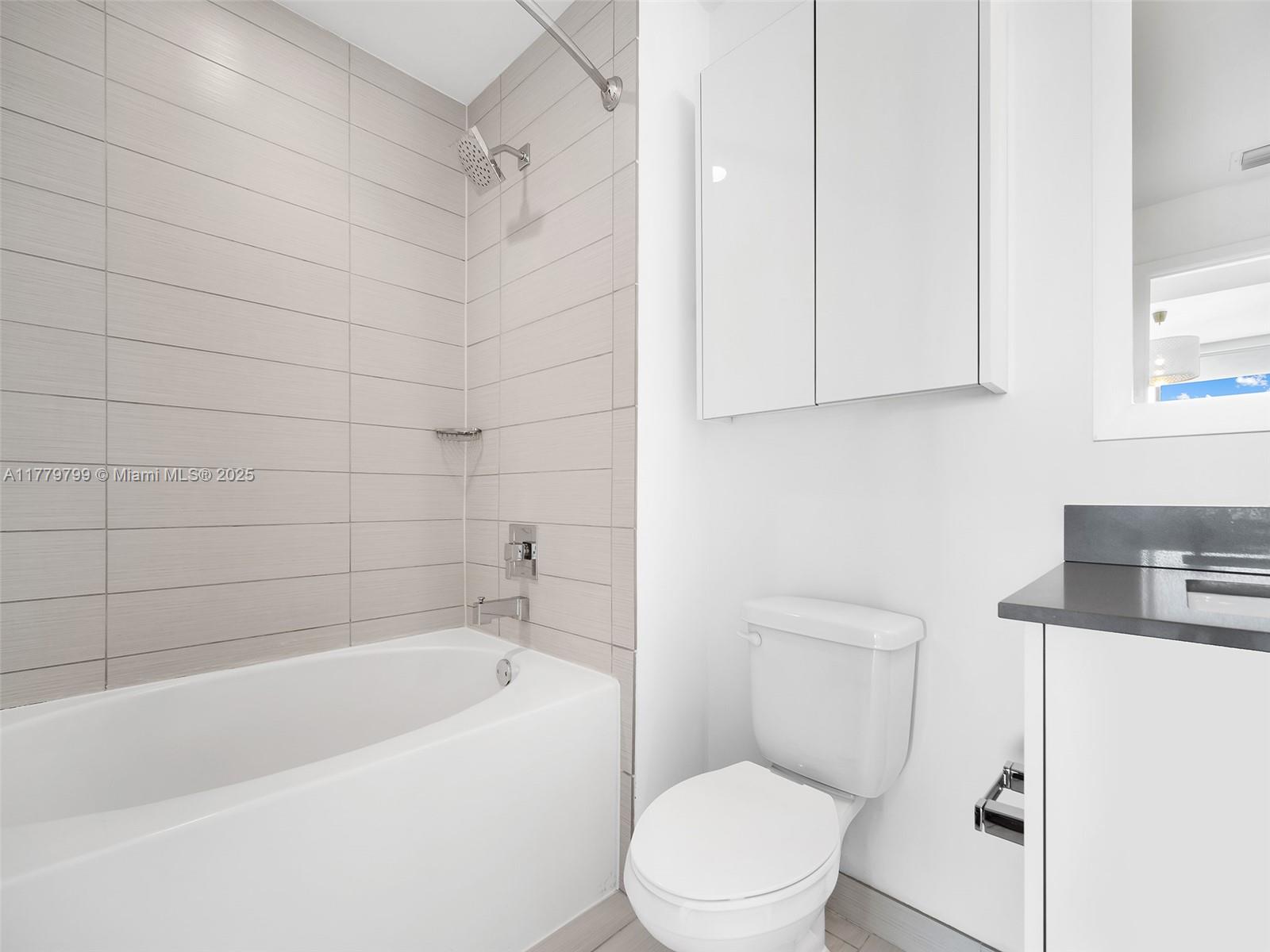 999 SW 1st Ave #2213, Miami FL 33130