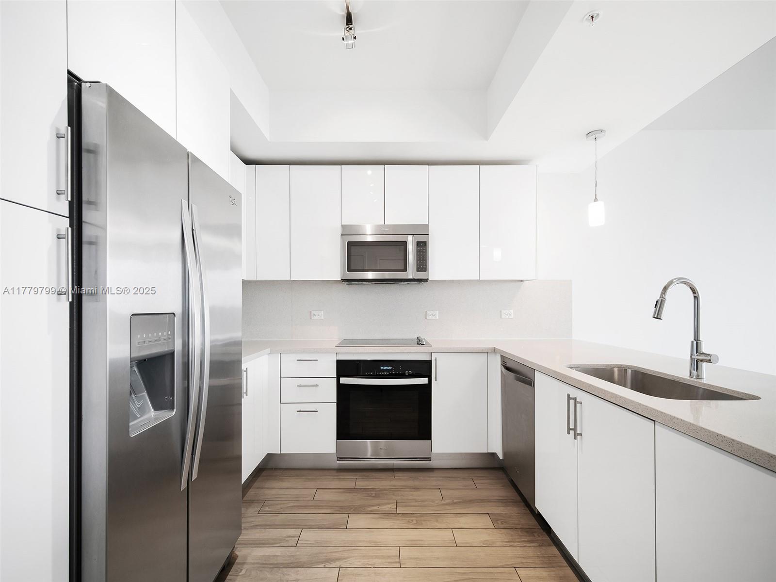 999 SW 1st Ave #2213, Miami FL 33130