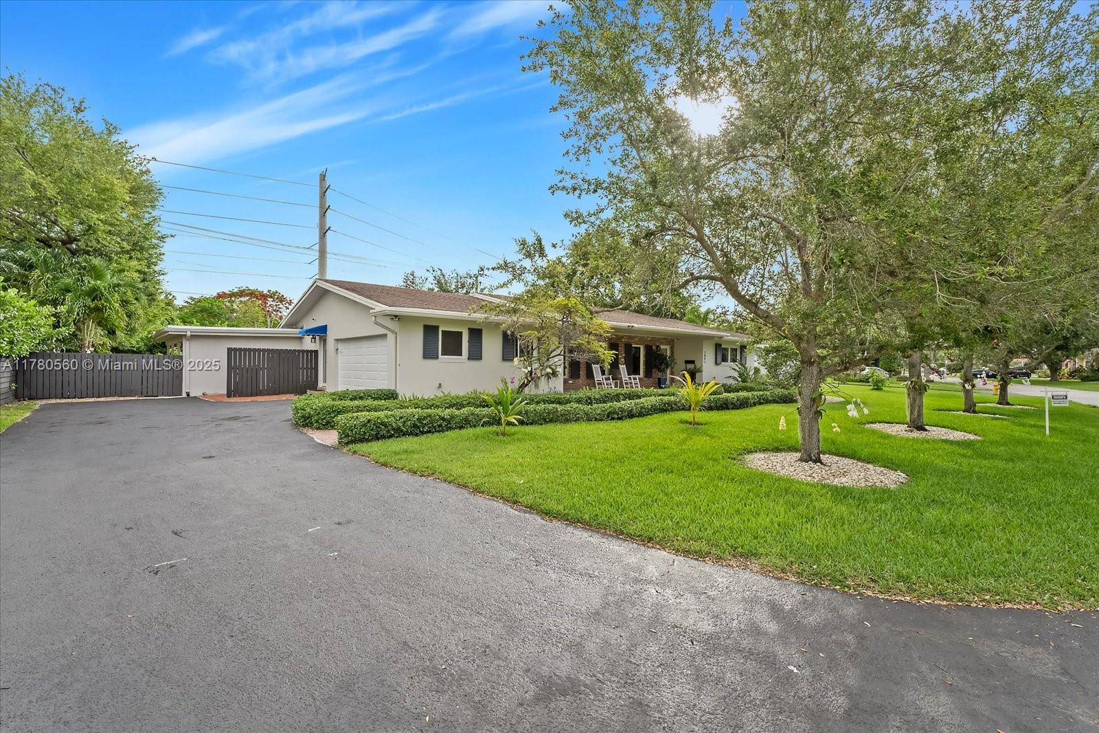 7841 SW 141st St, Palmetto Bay, Florida image 2