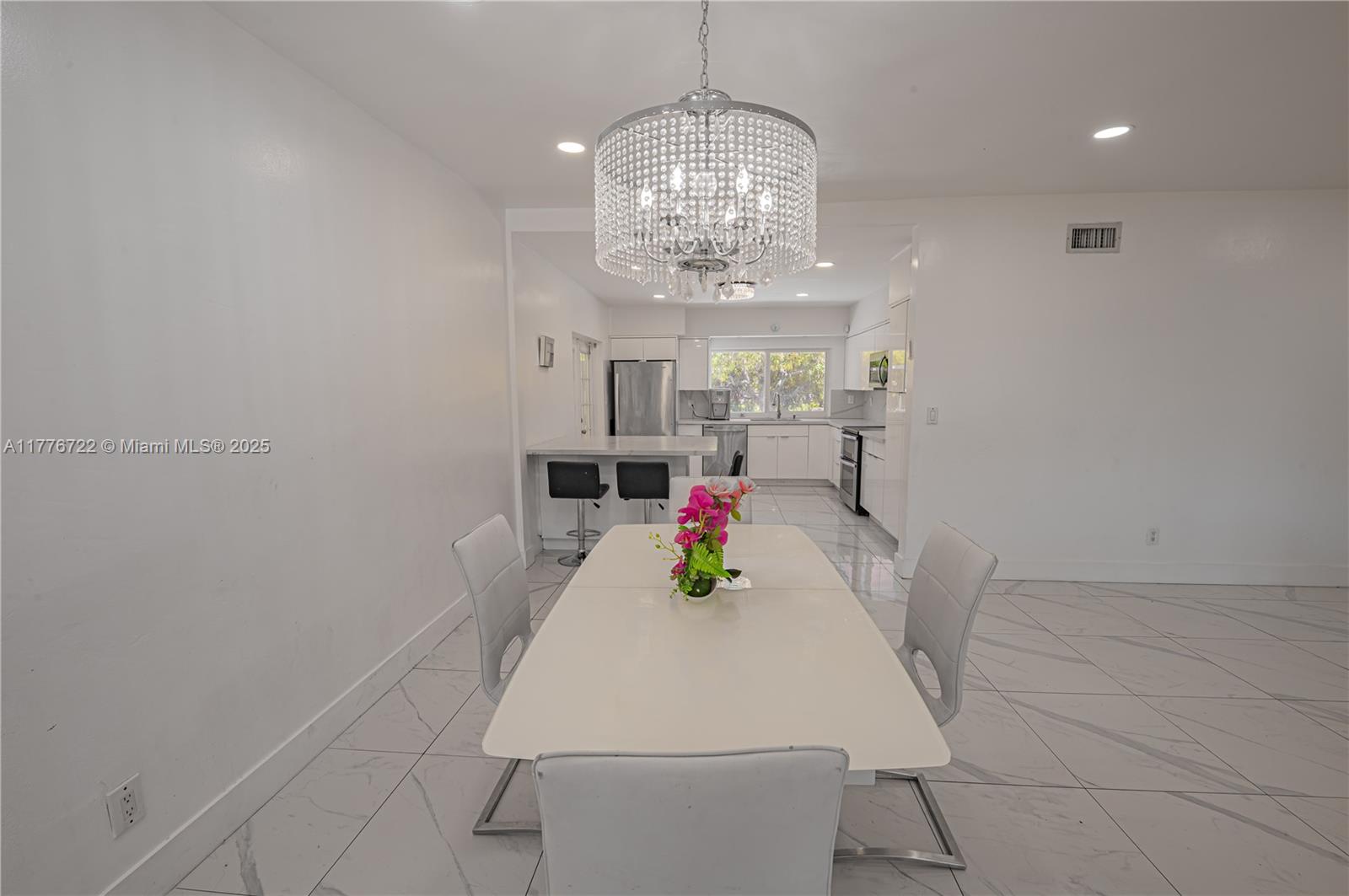 1901 NE 186th Dr, North Miami Beach, Florida image 14