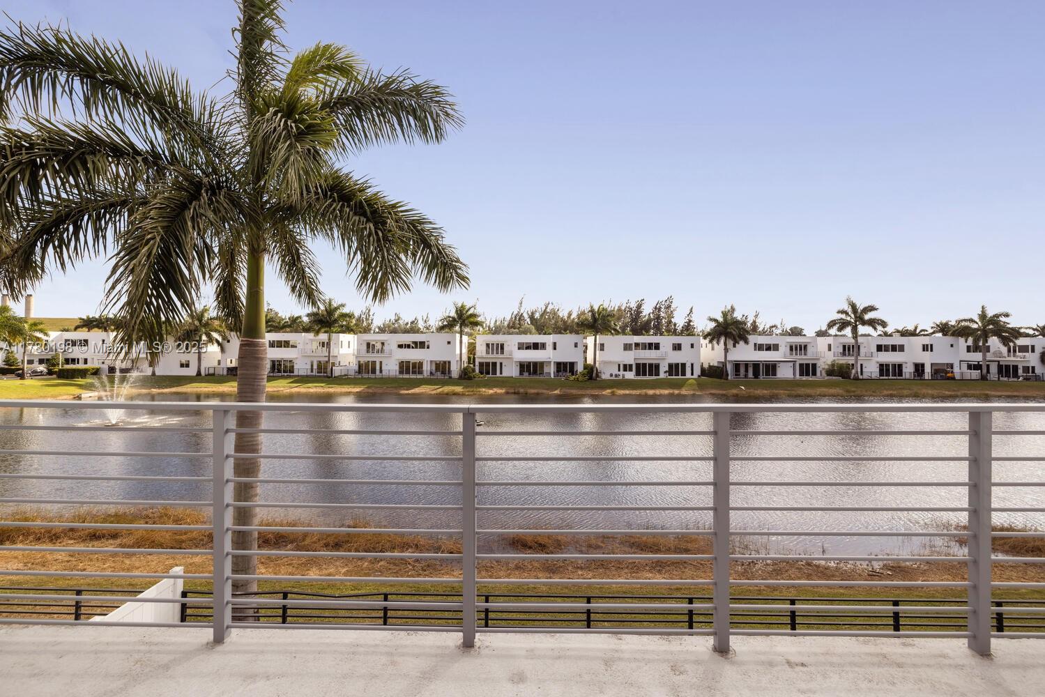 10250 NW 75th Ter, Doral, Florida image 31