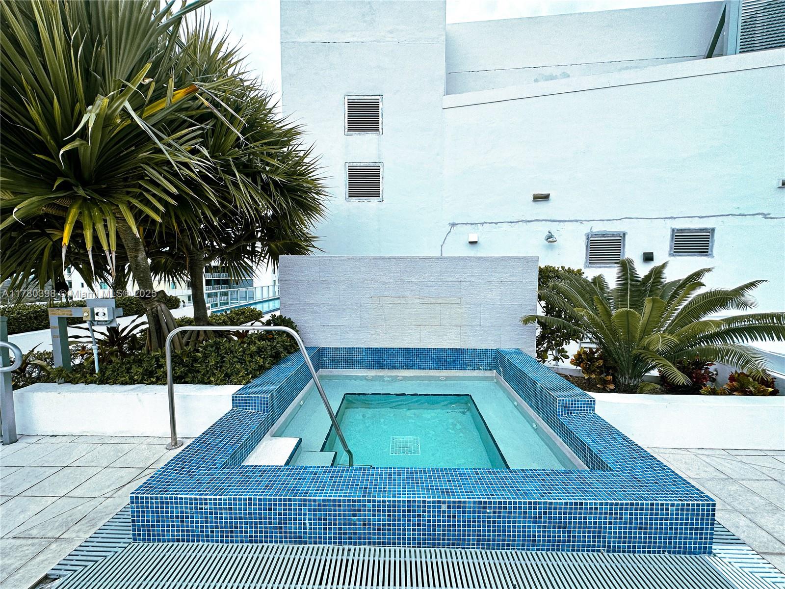 1010 SW 2nd Ave #1606, Miami FL 33130