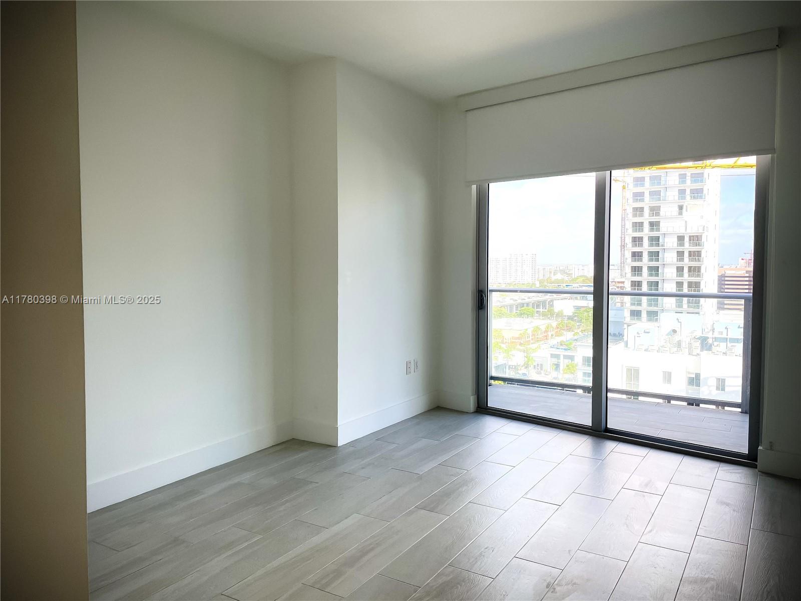 1010 SW 2nd Ave #1606, Miami FL 33130
