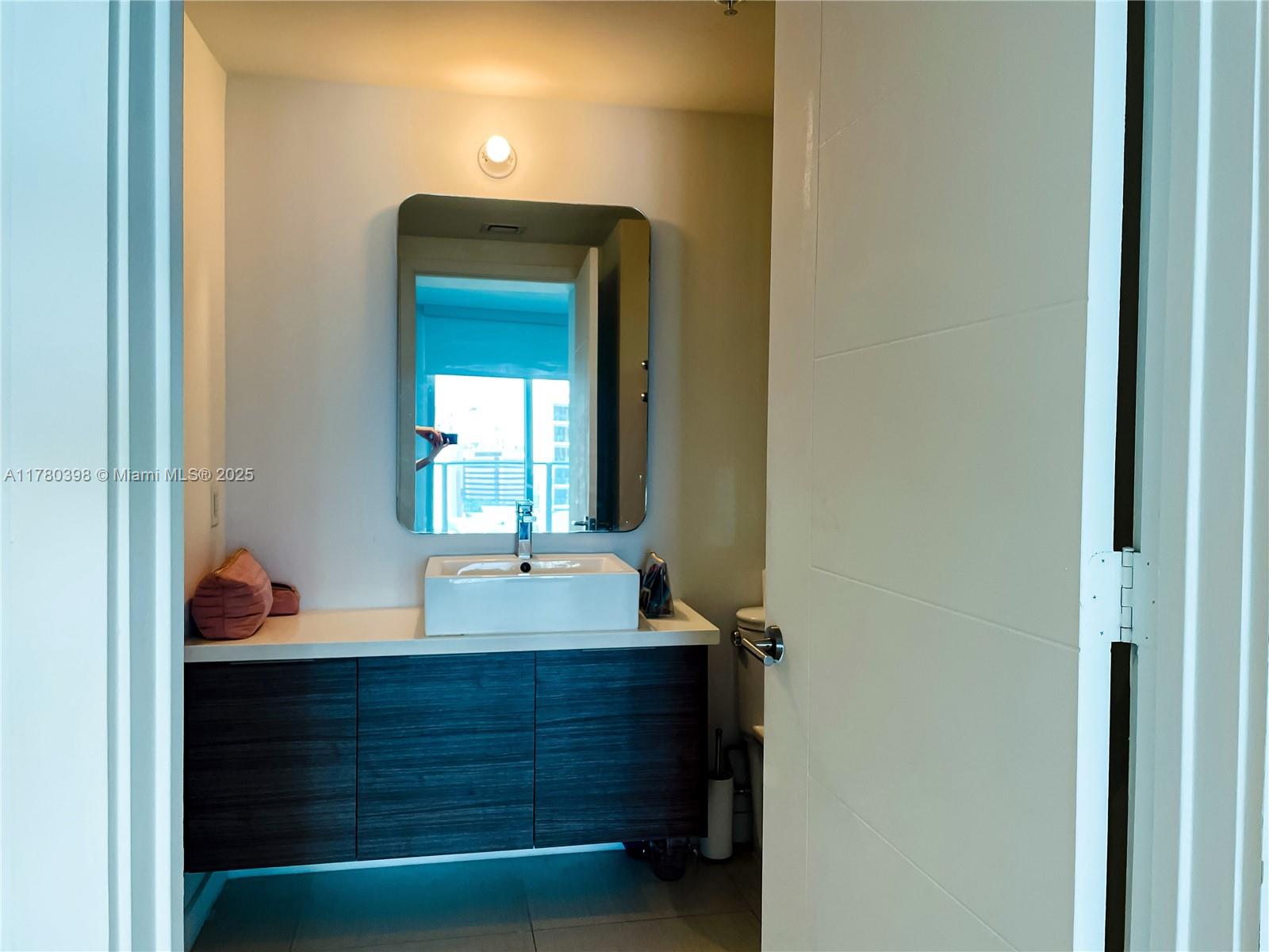 1010 SW 2nd Ave #1606, Miami FL 33130