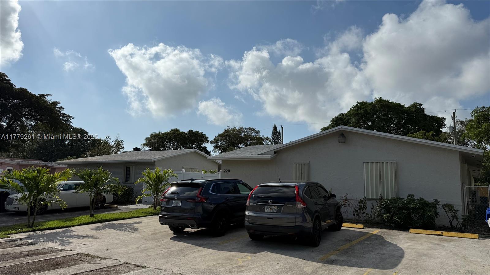 216 NW 12th St, Pompano Beach, Florida image 4