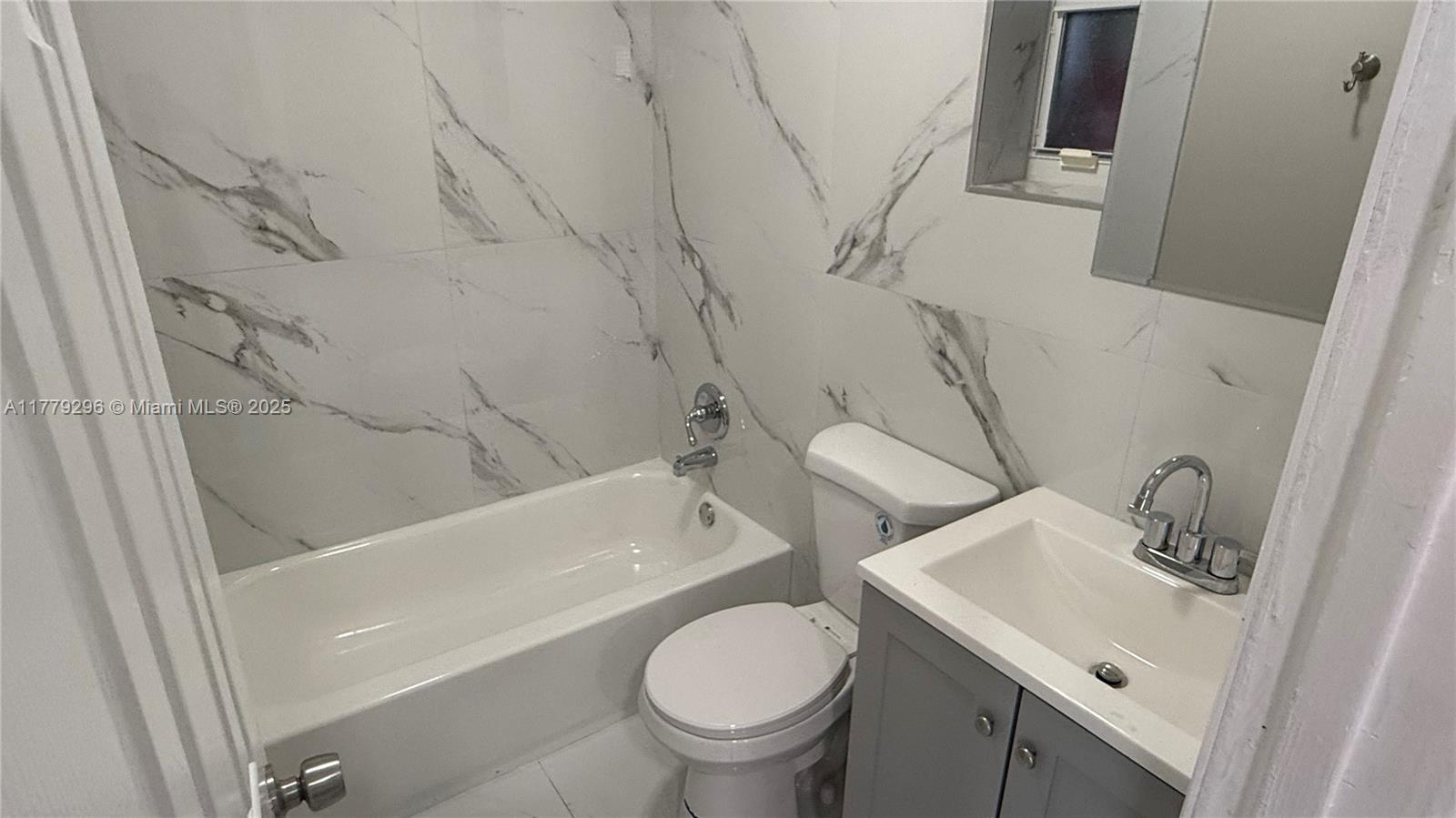 220 NW 12th St, Pompano Beach, Florida image 28