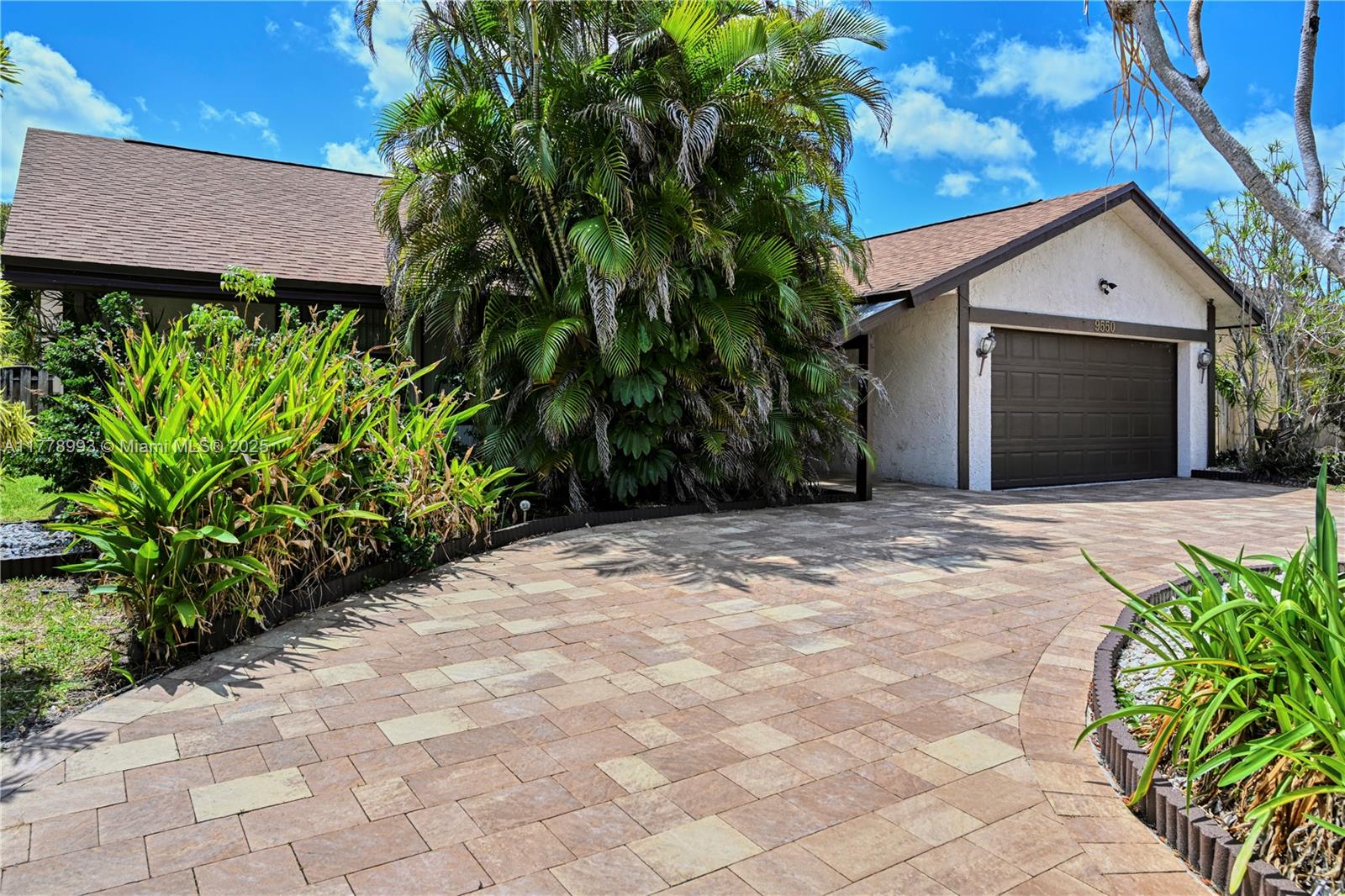 9550 NW 32nd Ct, Sunrise, Florida image 1