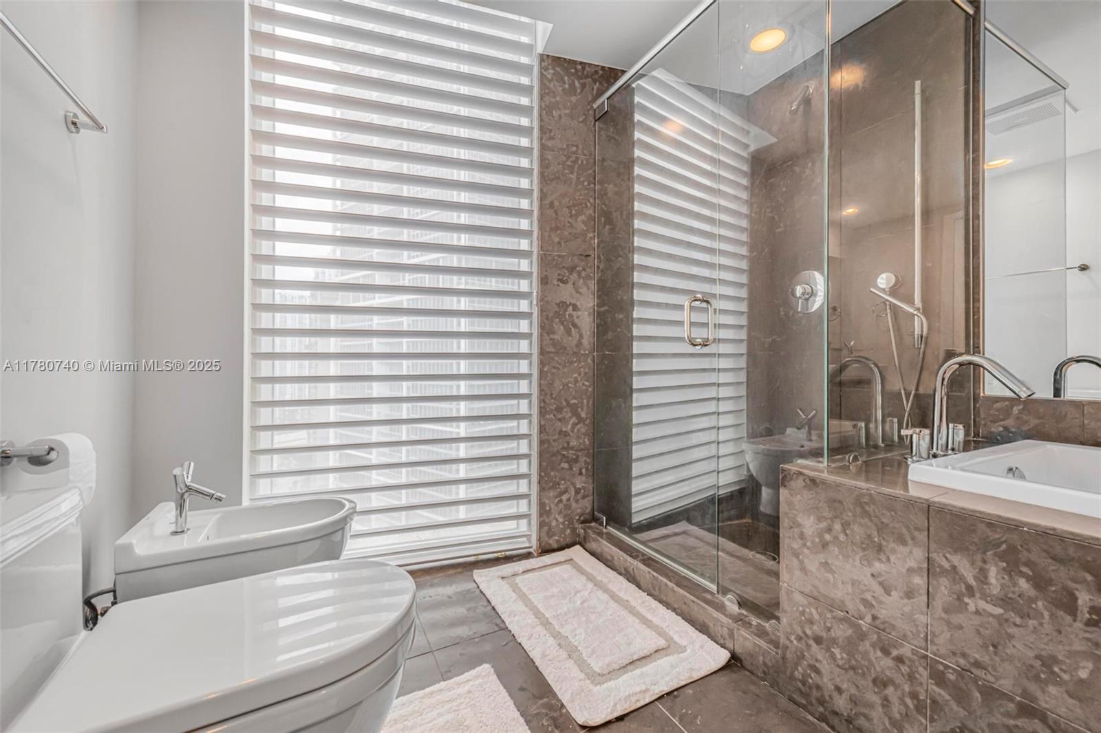 495 Brickell Ave #2411, Miami FL 33131