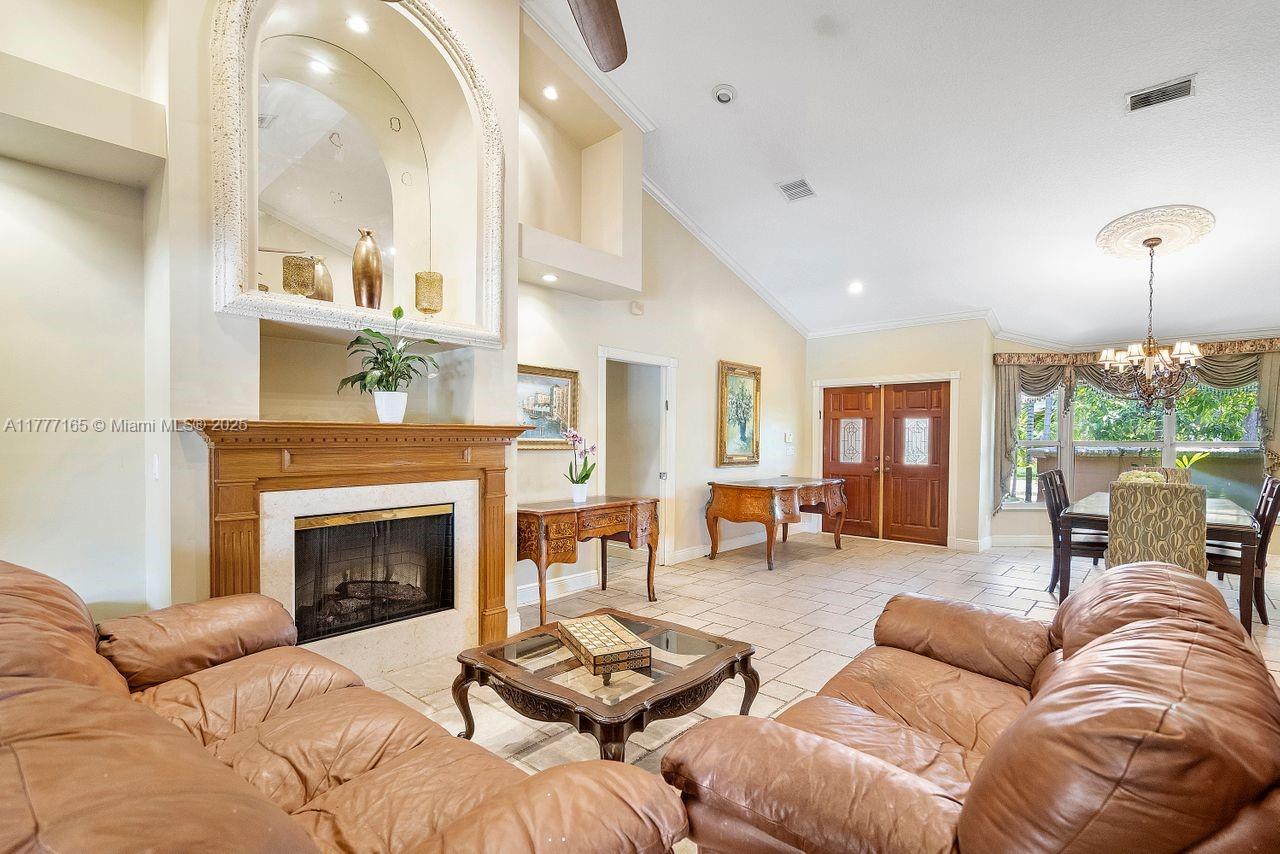 10101 SW 5th St, Plantation, Florida image 13