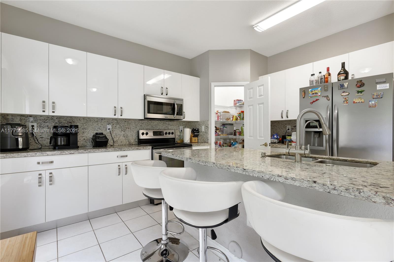 Property photo # 6