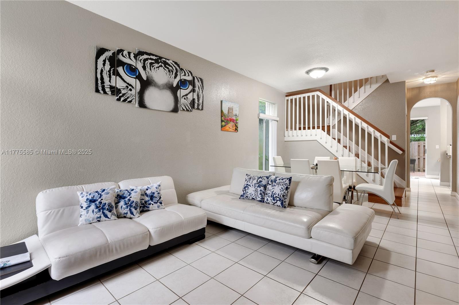Property photo # 9