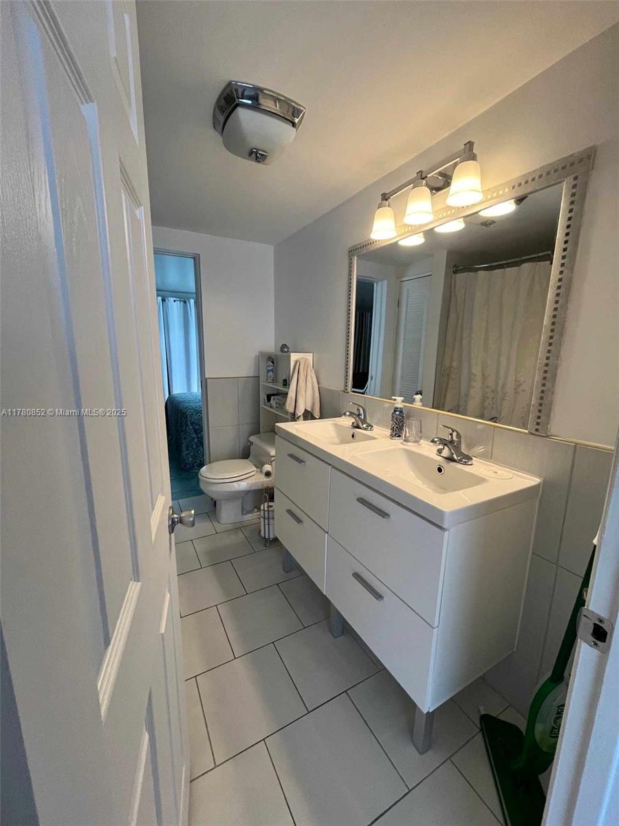 2761 SW 48th Ter, Pembroke Park, Florida image 16