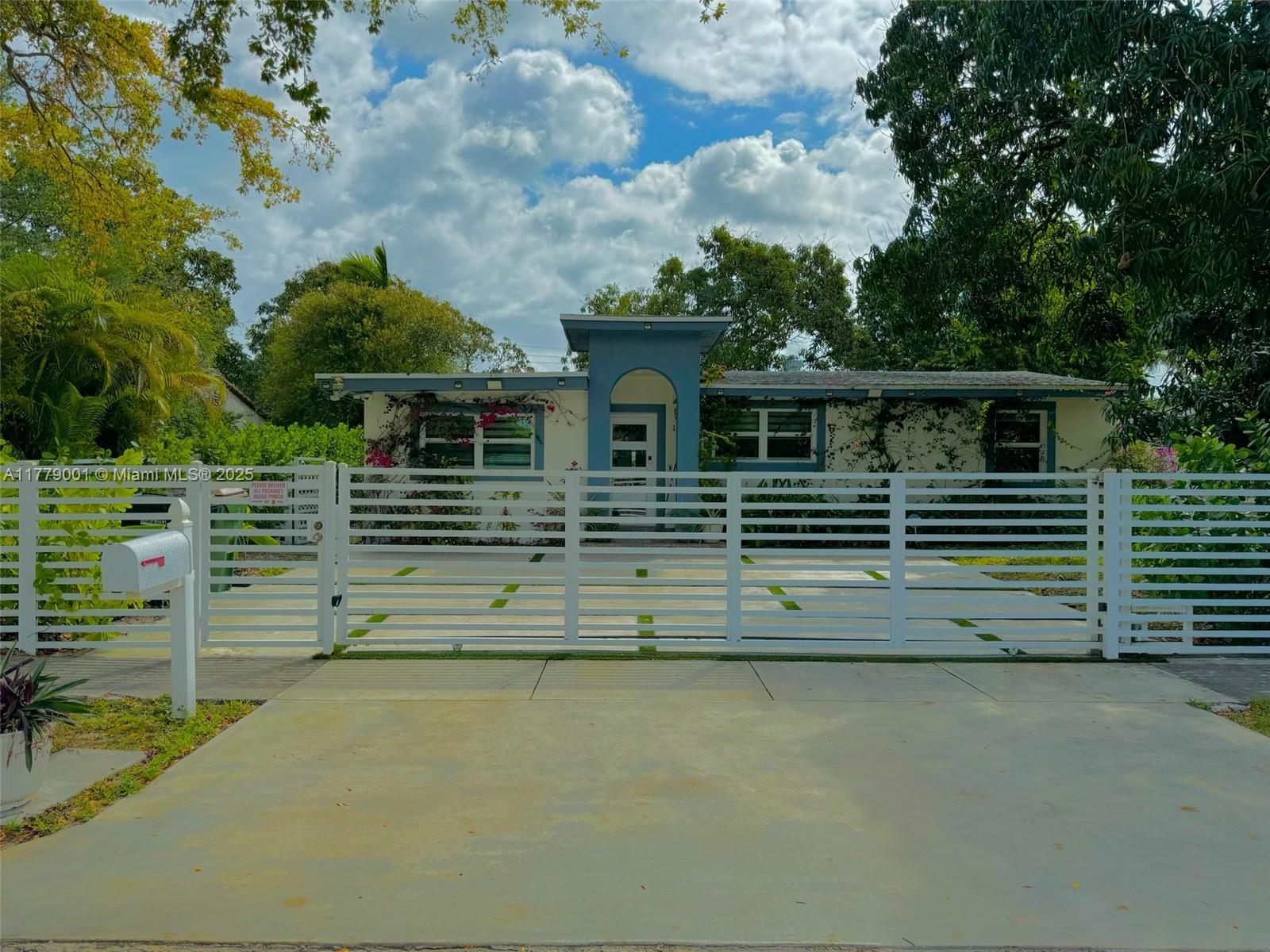 12685 NW Miami Ct, North Miami, Florida image 1