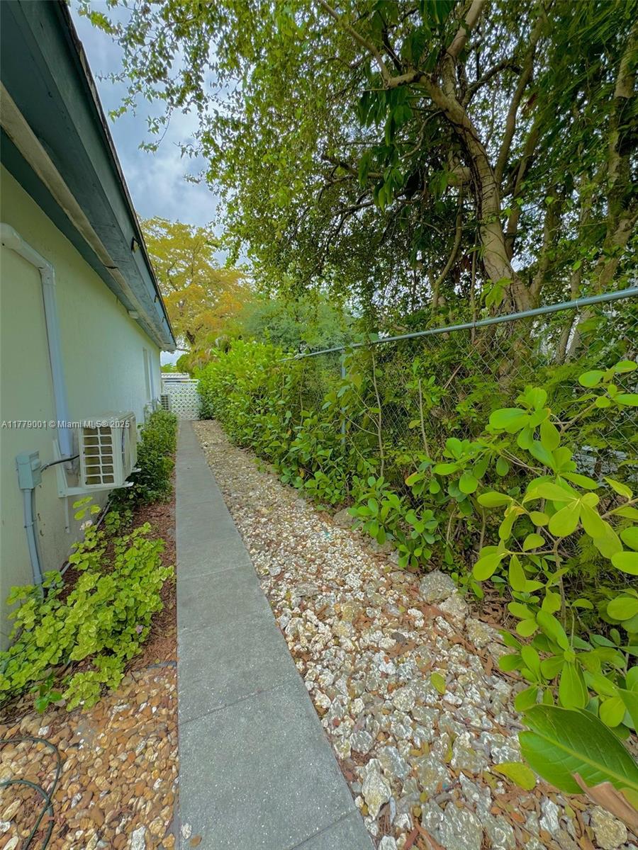 12685 NW Miami Ct, North Miami, Florida image 19