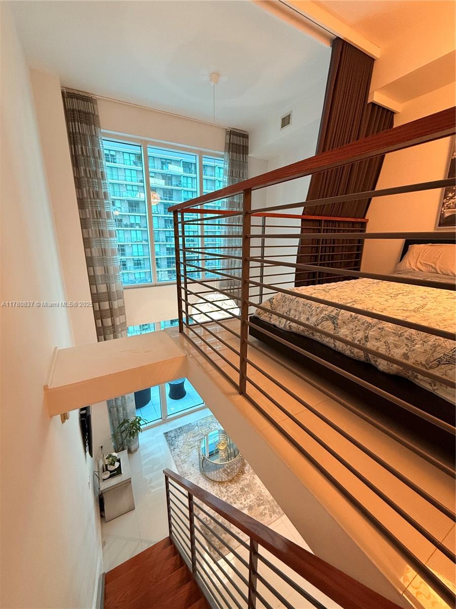 60 SW 13th St #2622, Miami FL 33130