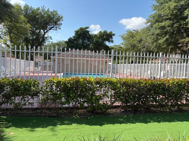 6720 NW 166th Ter #401, Miami Lakes, Florida image 32