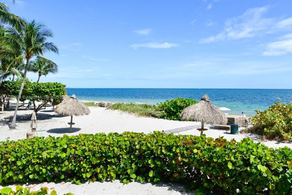 1121 Crandon Blvd #D206, Key Biscayne, Florida image 19