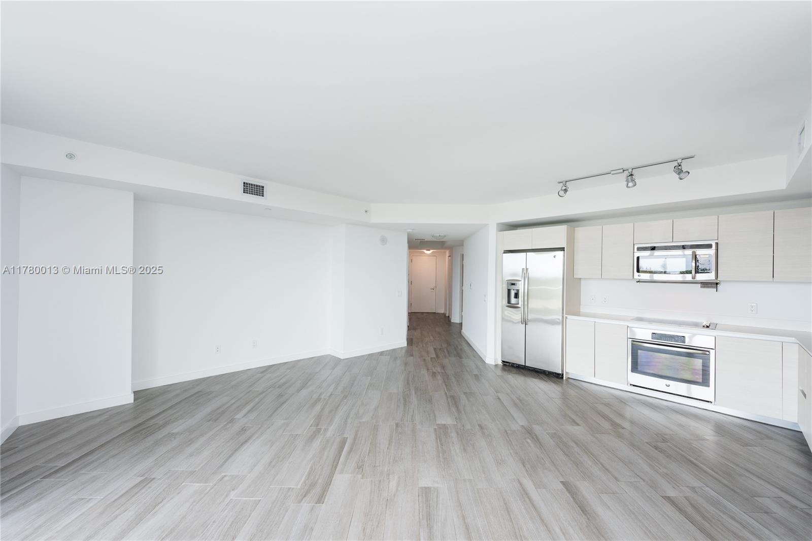 4250 Biscayne Blvd #502, Miami FL 33137