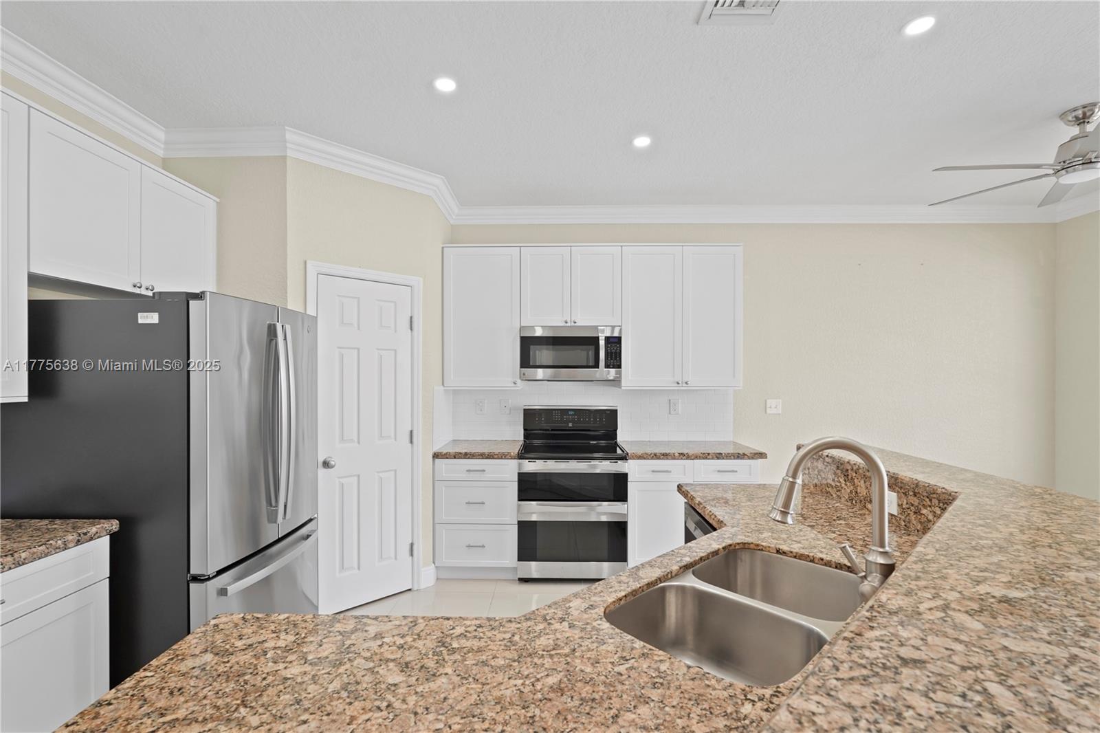 4475 Banyan Trails Dr, Coconut Creek, Florida image 12