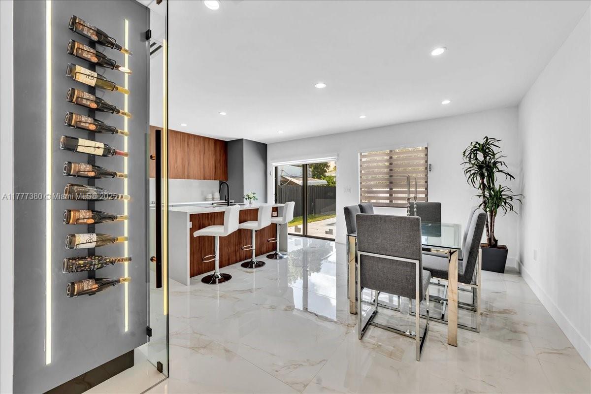 2021 SW 23rd St, Miami, Florida image 25