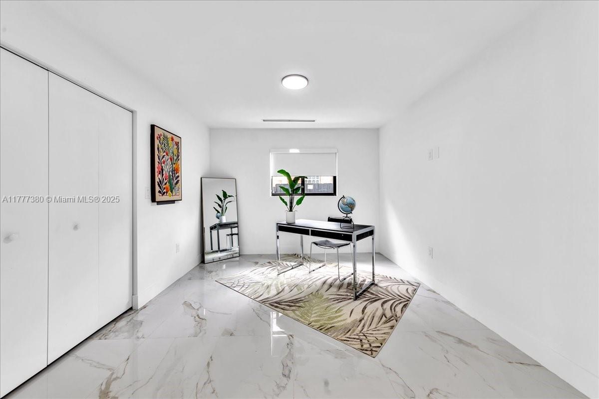 2021 SW 23rd St, Miami, Florida image 31