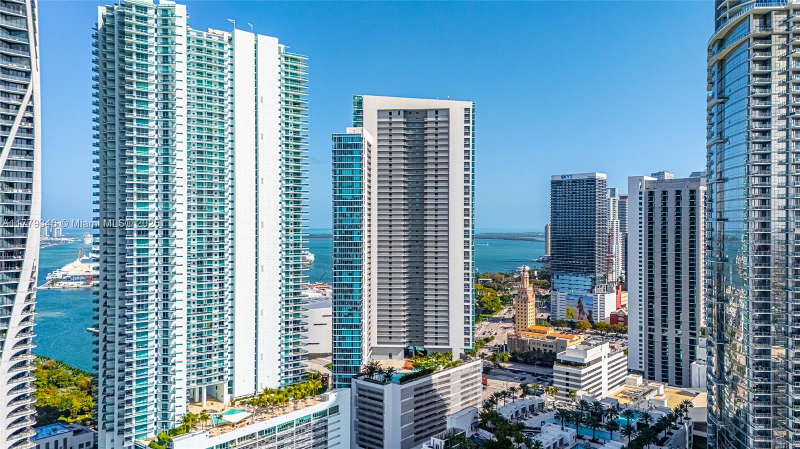 888 Biscayne Blvd #3812, Miami FL 33132