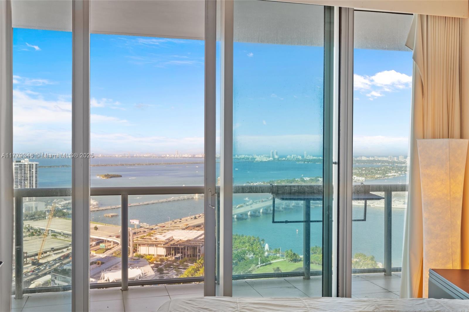 888 Biscayne Blvd #3812, Miami FL 33132