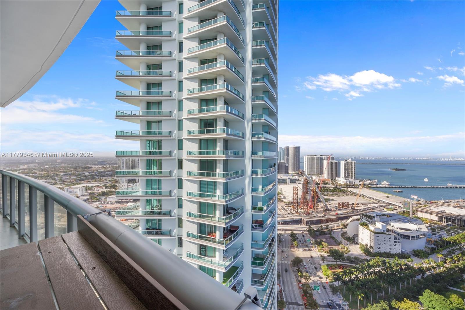 888 Biscayne Blvd #3812, Miami FL 33132