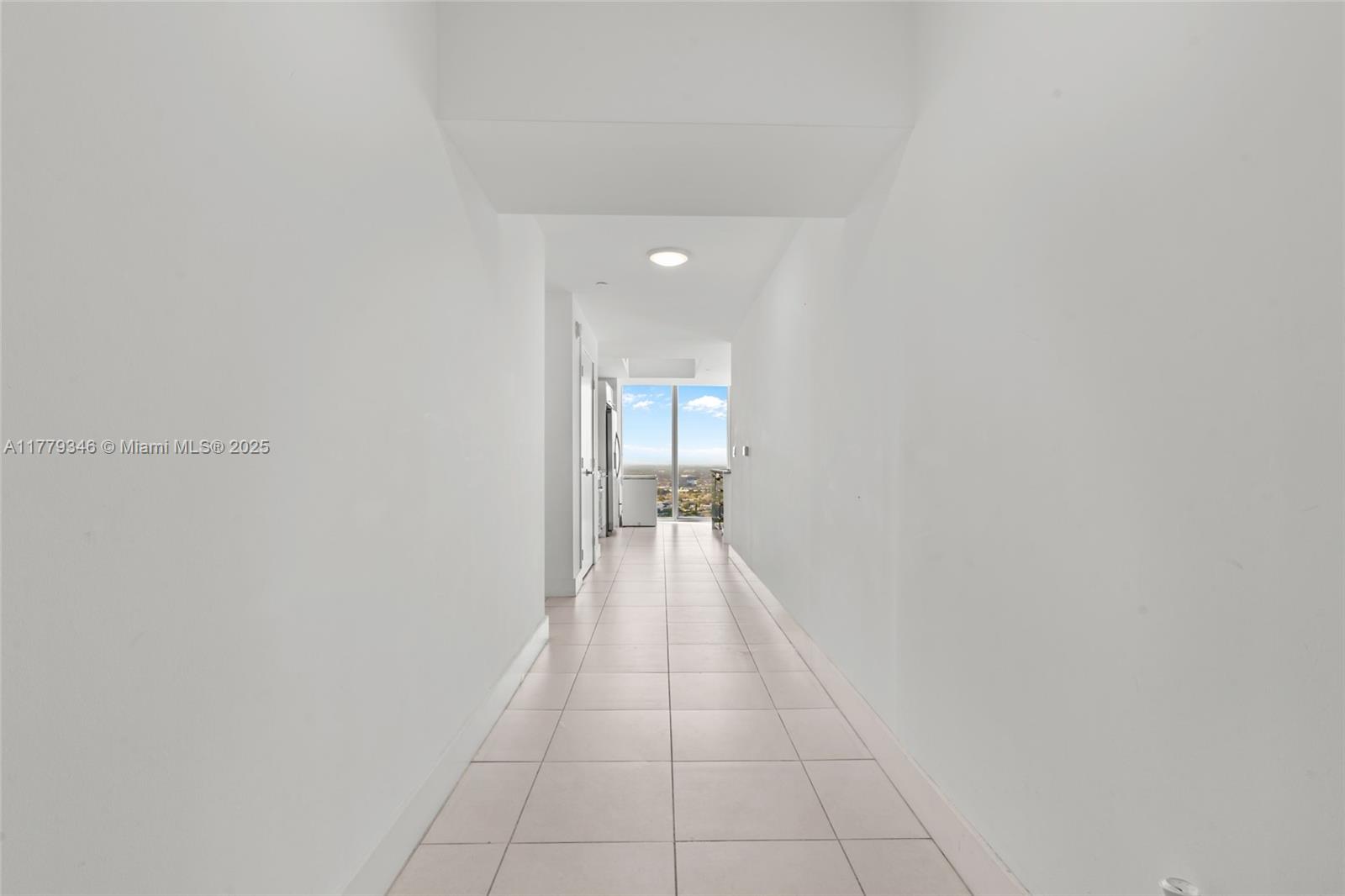 888 Biscayne Blvd #3812, Miami FL 33132