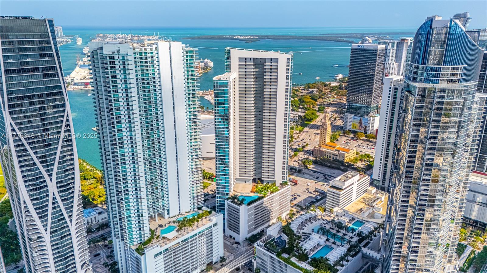 888 Biscayne Blvd #3812, Miami FL 33132