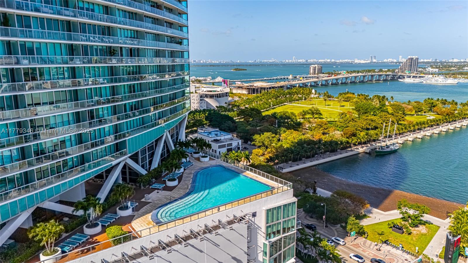 888 Biscayne Blvd #3812, Miami FL 33132