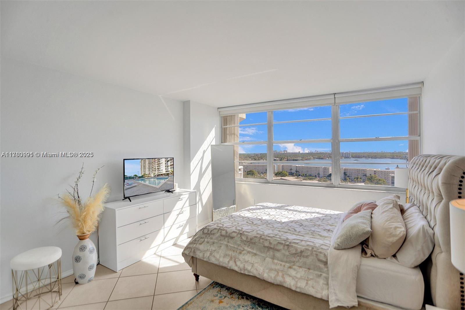 18041 Biscayne Blvd #1603, Aventura, Florida image 17