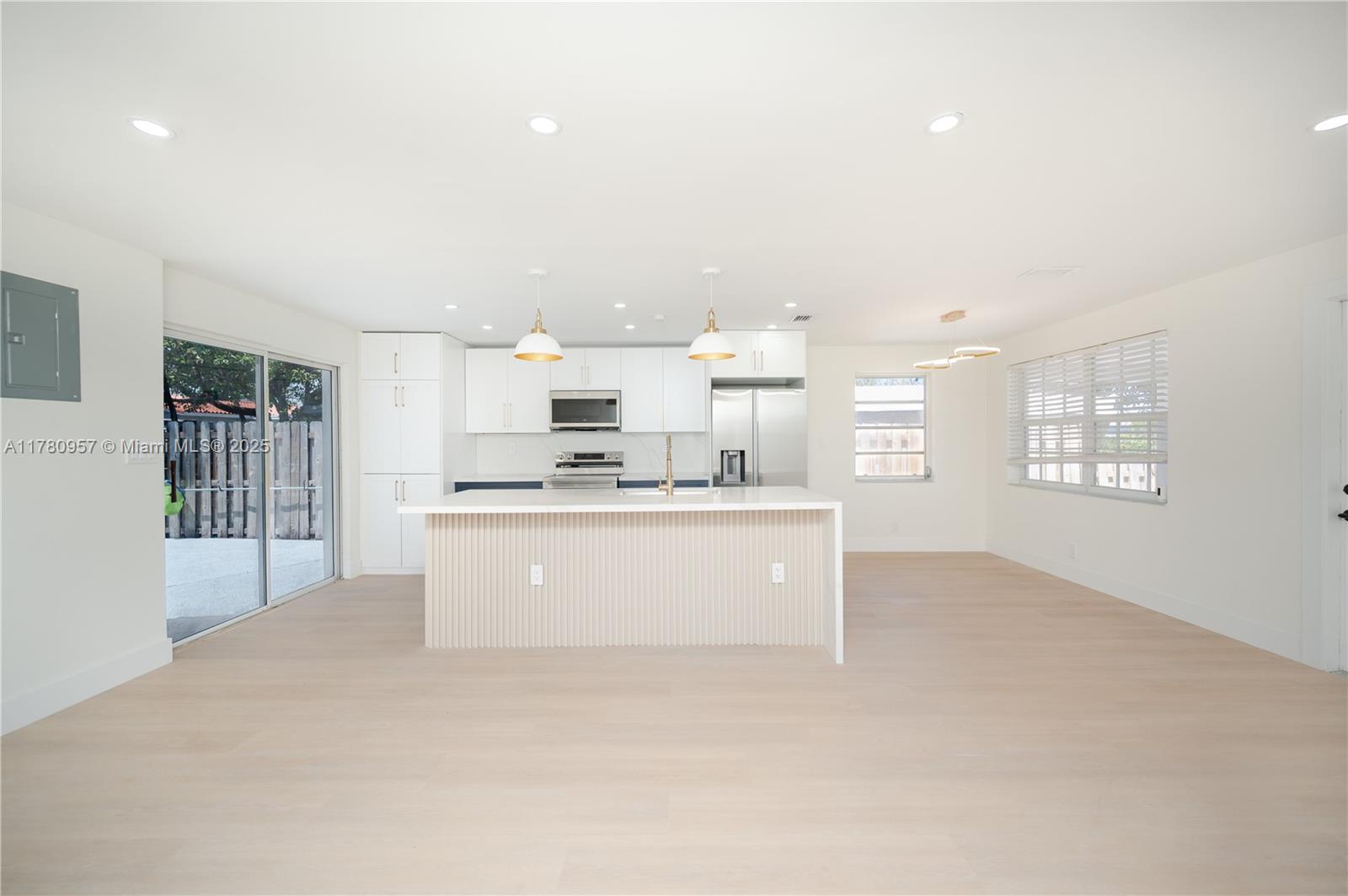 3751 NE 17th Ave, Pompano Beach, Florida image 6