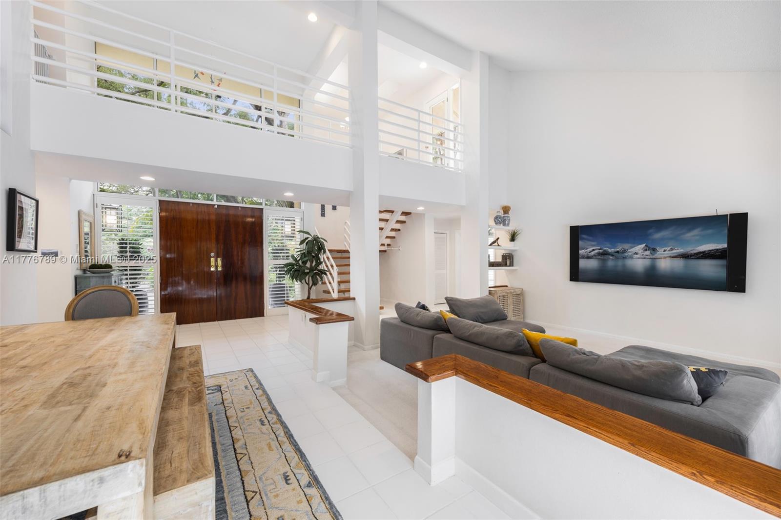 2360 Tigertail Ave, Coconut Grove, Florida image 14