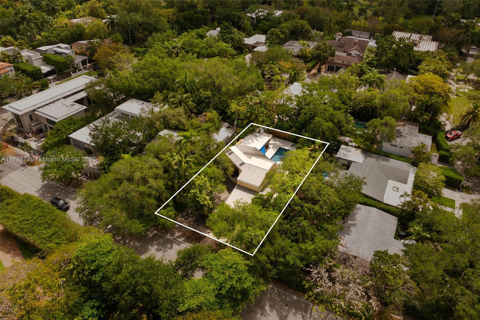 2360 Tigertail Ave, Coconut Grove, Florida image 42